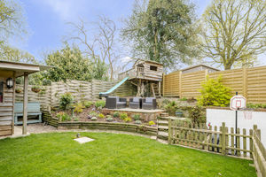 Photo 19- click for photo gallery